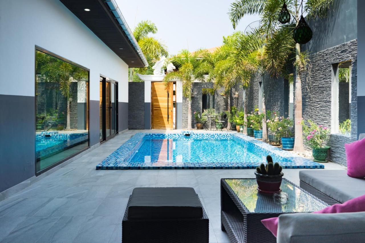 Villa Majestic By Korawan Pattaya Exterior foto