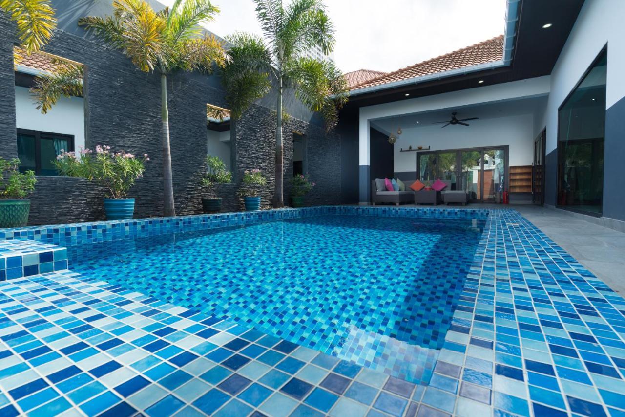 Villa Majestic By Korawan Pattaya Exterior foto