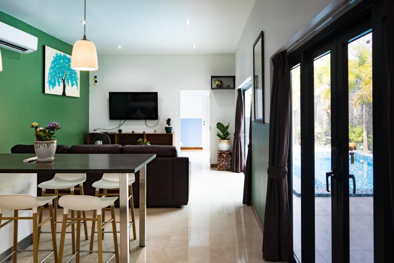 Villa Majestic By Korawan Pattaya Exterior foto