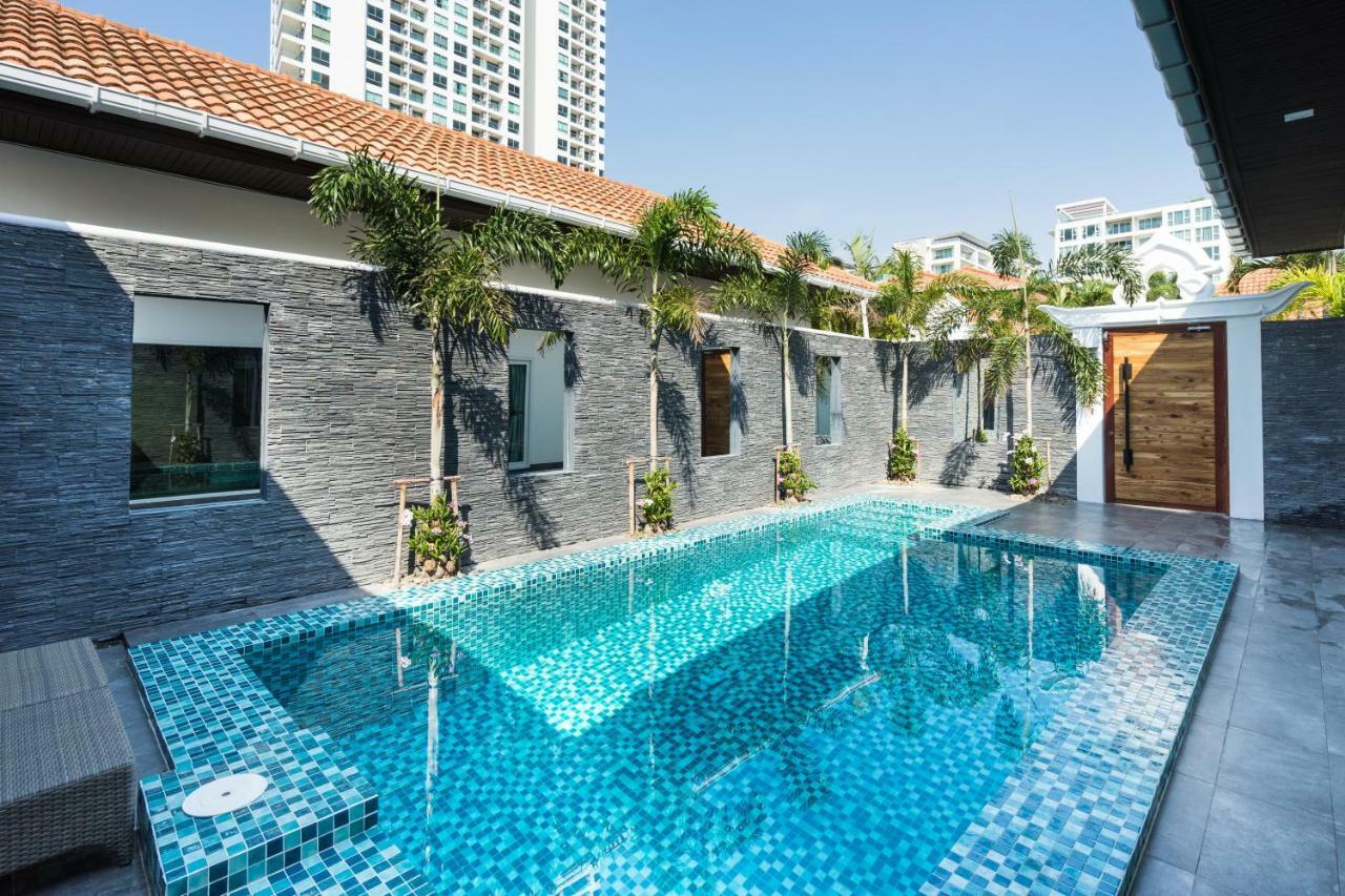 Villa Majestic By Korawan Pattaya Exterior foto