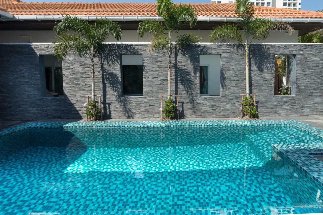 Villa Majestic By Korawan Pattaya Exterior foto